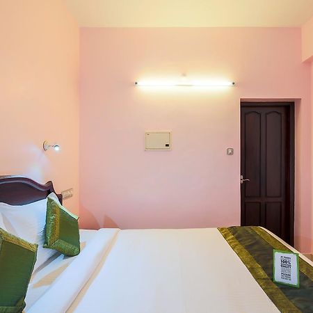 Treebo Moonlight Hotel Thiruvananthapuram Bagian luar foto