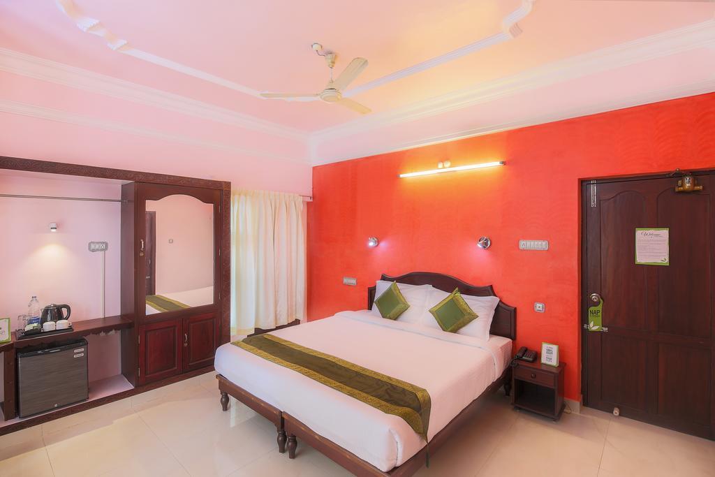 Treebo Moonlight Hotel Thiruvananthapuram Bagian luar foto