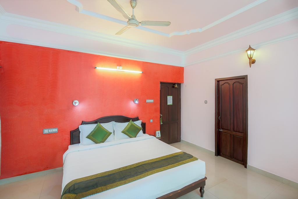 Treebo Moonlight Hotel Thiruvananthapuram Bagian luar foto