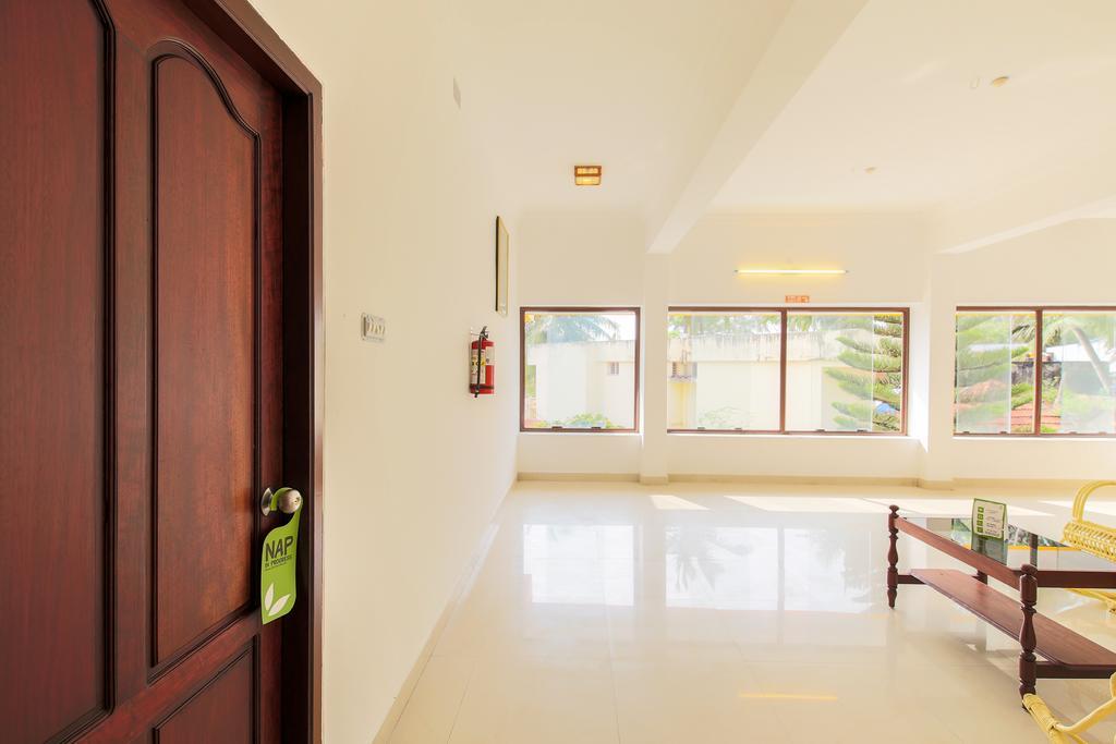 Treebo Moonlight Hotel Thiruvananthapuram Bagian luar foto